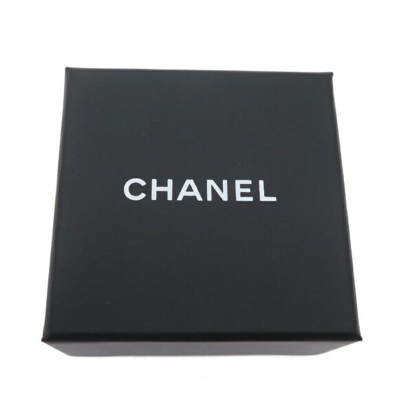 CHANEL Gold Pearl Logo Earrings - Picture 9 of 9